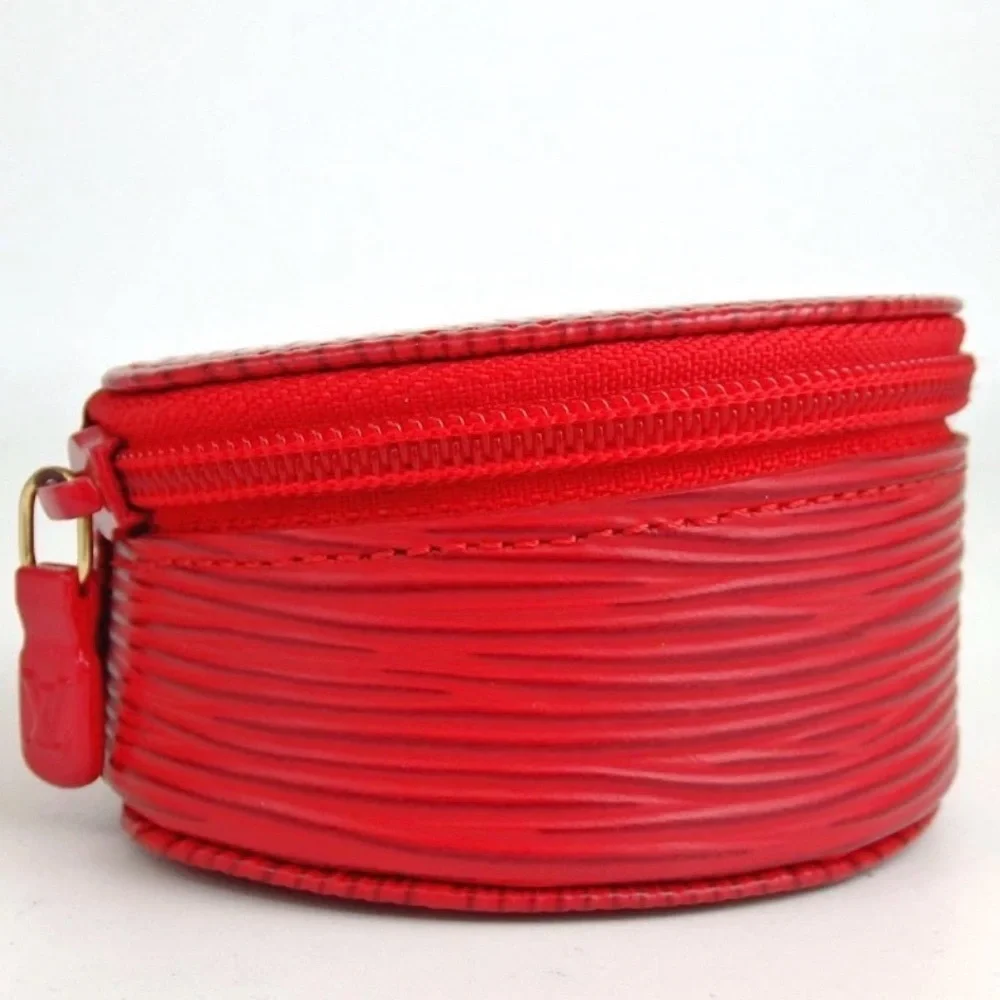 Louis Vuitton pre owned